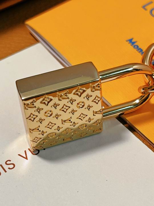 LV Keyring 12lyh365 (5)