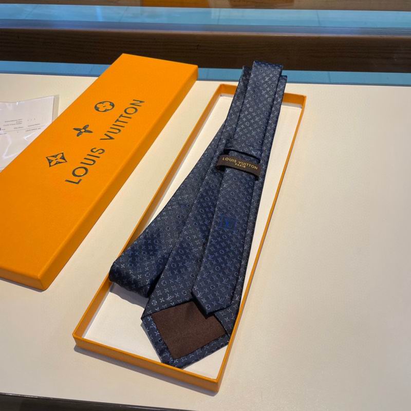 LV Tie hm (105)