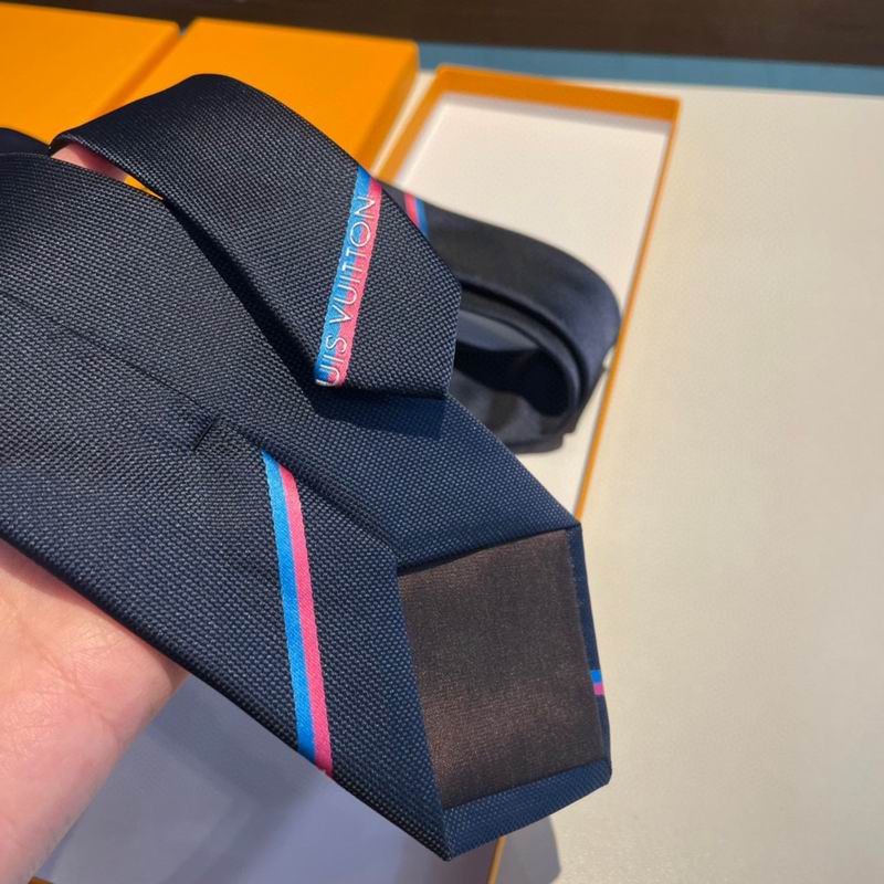 LV Tie hm (11)