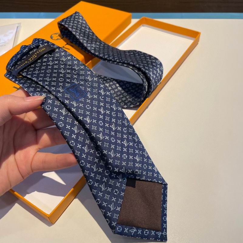 LV Tie hm (114)
