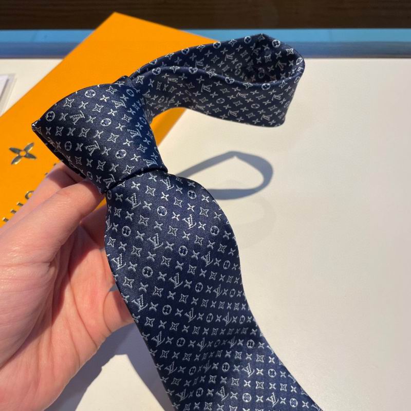 LV Tie hm (115)