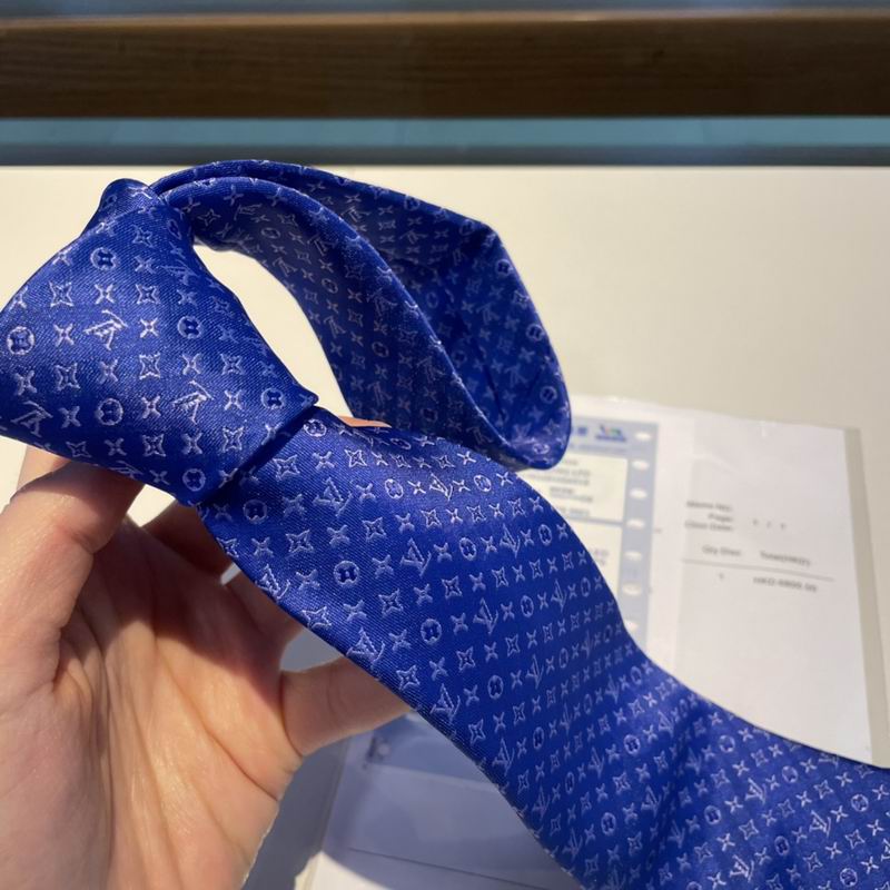 LV Tie hm (132)
