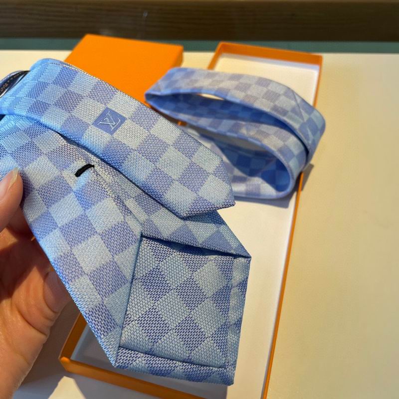 LV Tie hm (217)