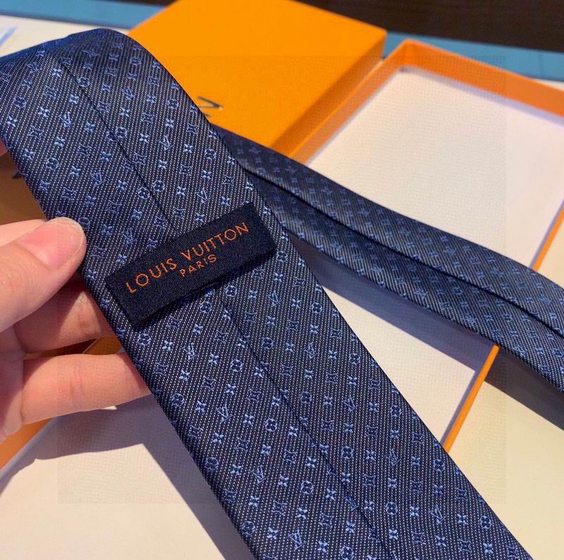 LV Tie hm (287)