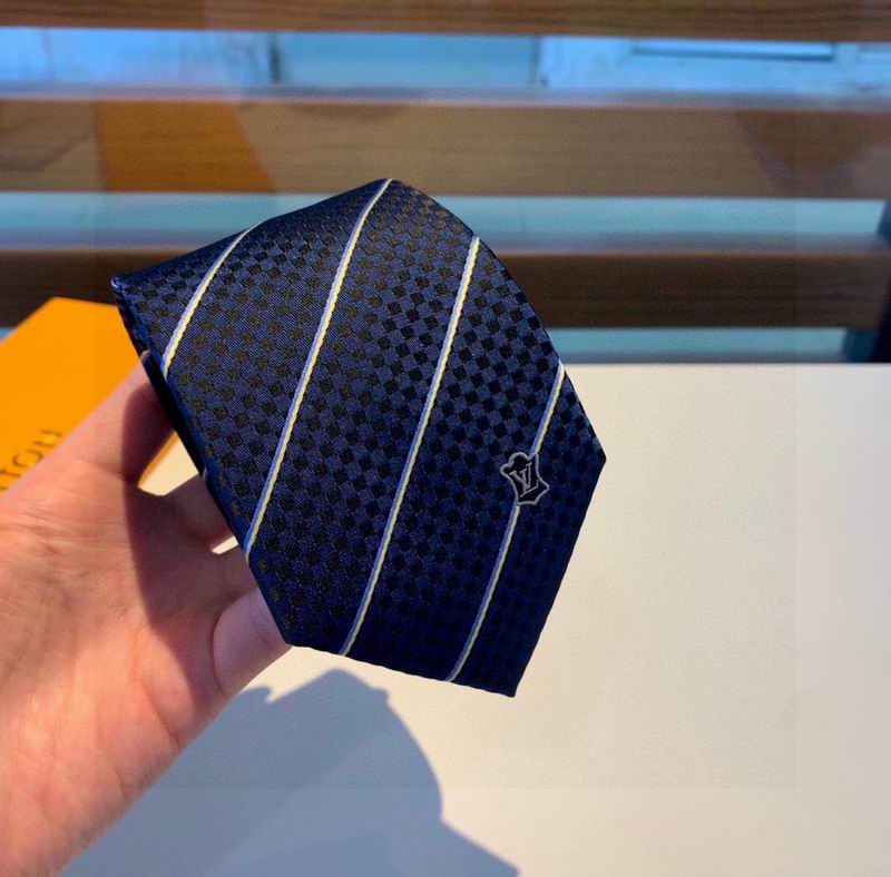LV Tie hm (316)