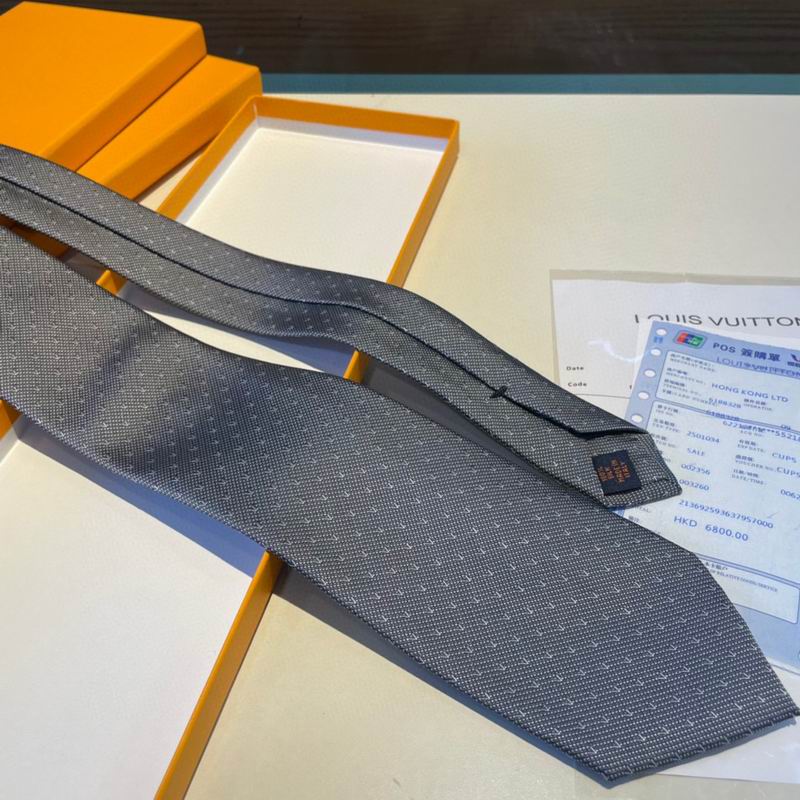 LV Tie hm (34)