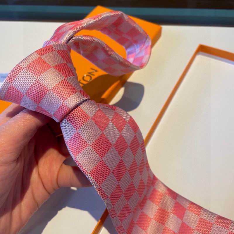 LV Tie hm (34)