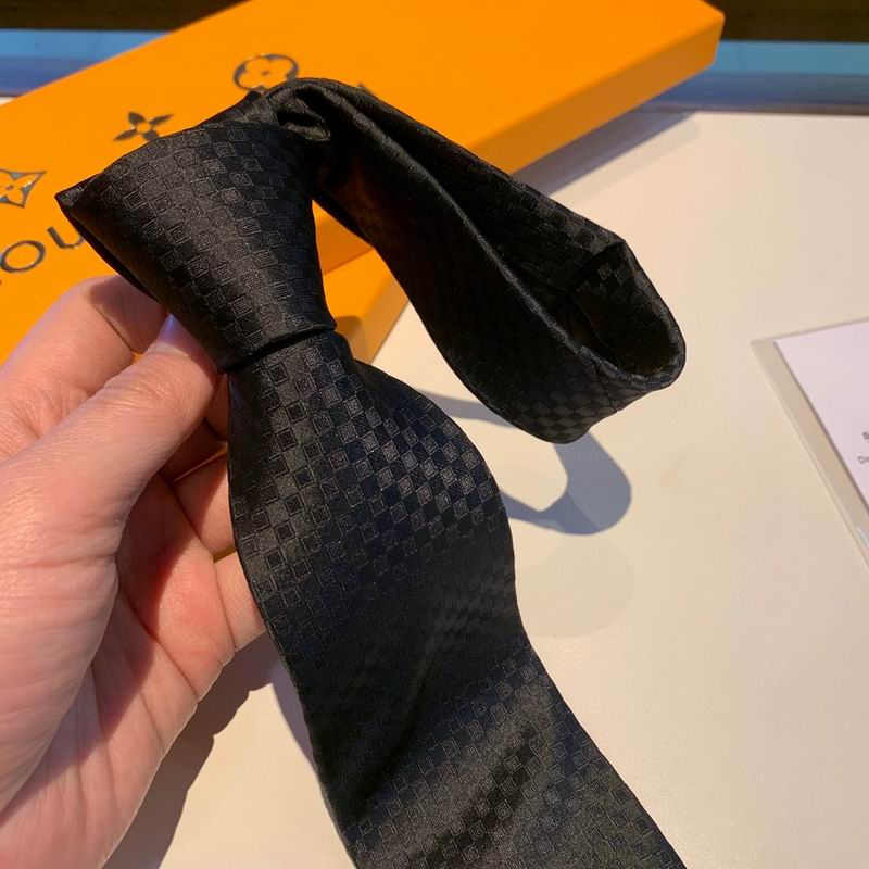 LV Tie hm (378)