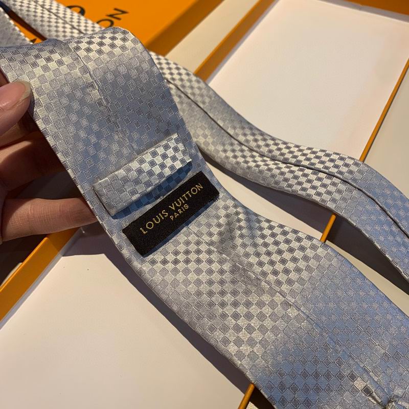LV Tie hm (393)