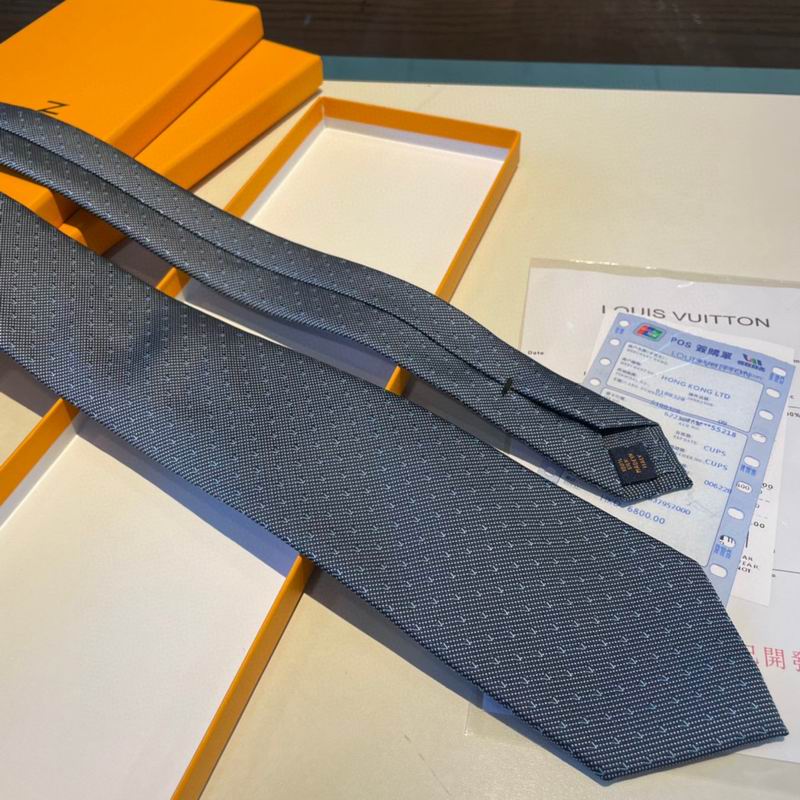 LV Tie hm (40)