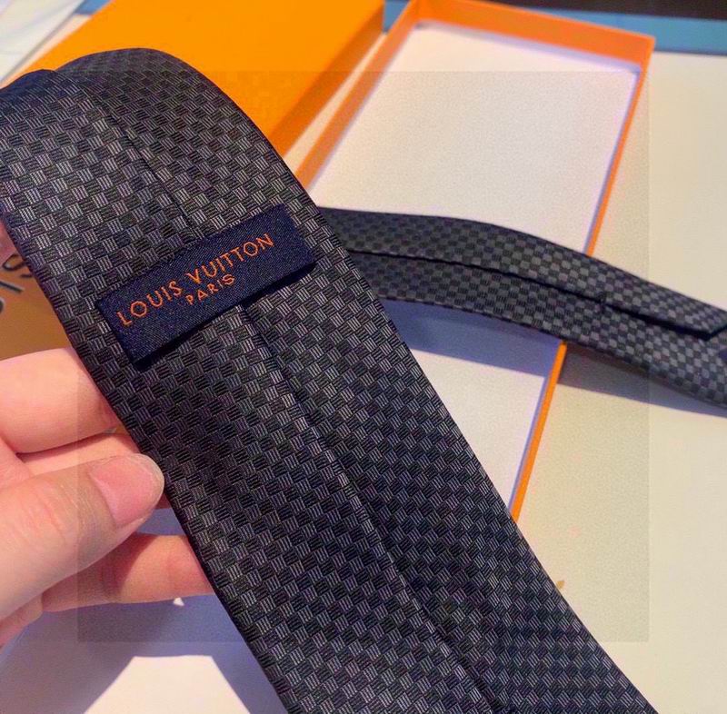 LV Tie hm (418)