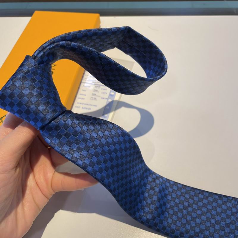 LV Tie hm (465)