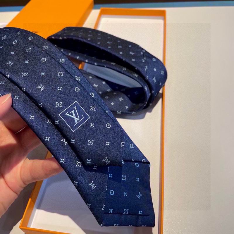 LV Tie hm (532)