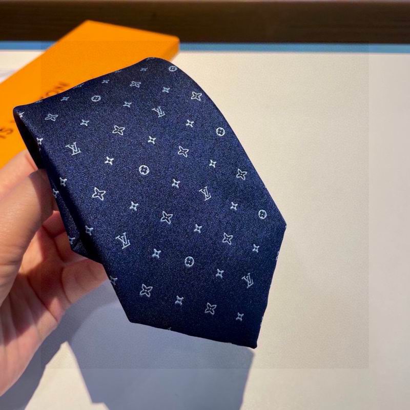 LV Tie hm (533)