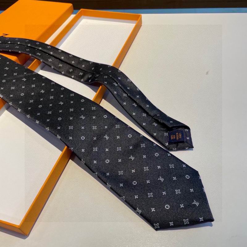 LV Tie hm (537)