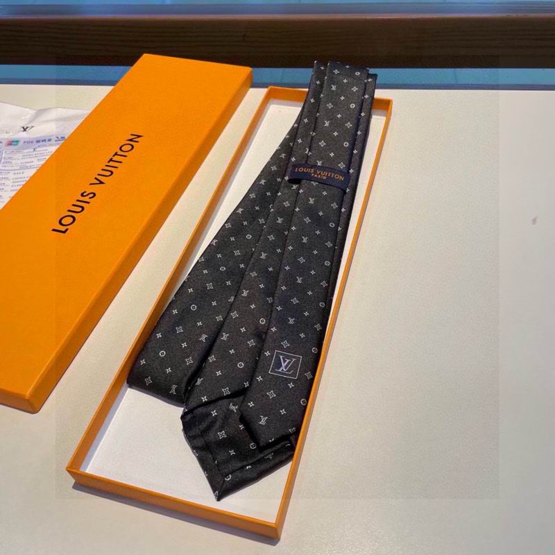 LV Tie hm (539)