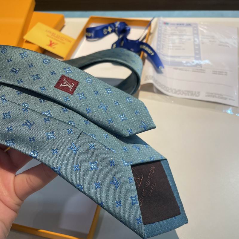 LV Tie hm (587)