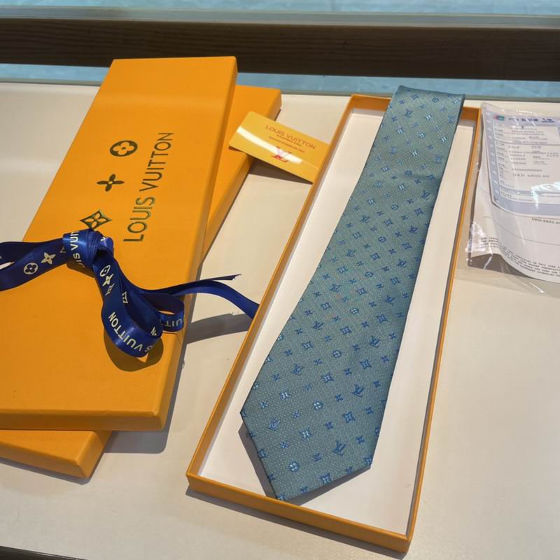 LV Tie hm (590)