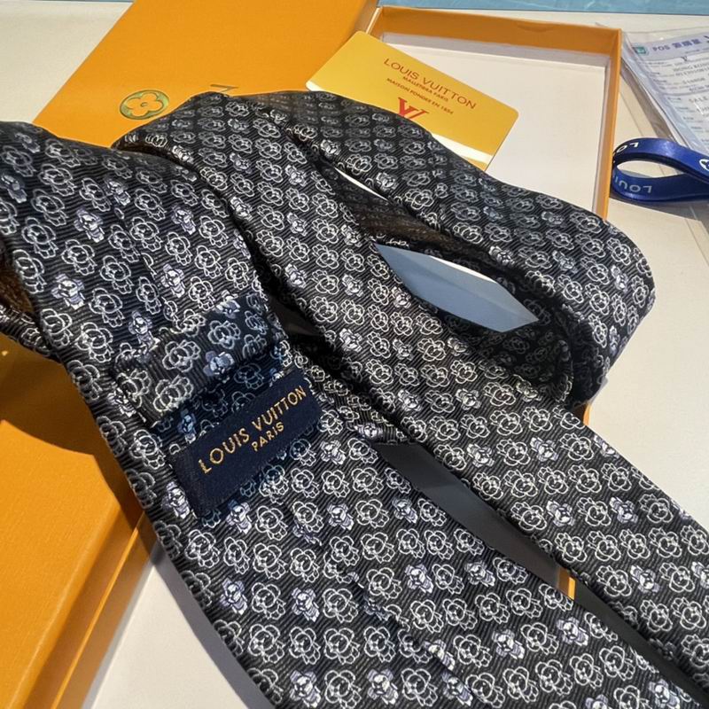 LV Tie hm (613)