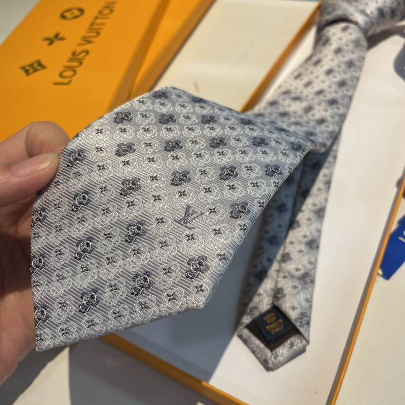 LV Tie hm (617)