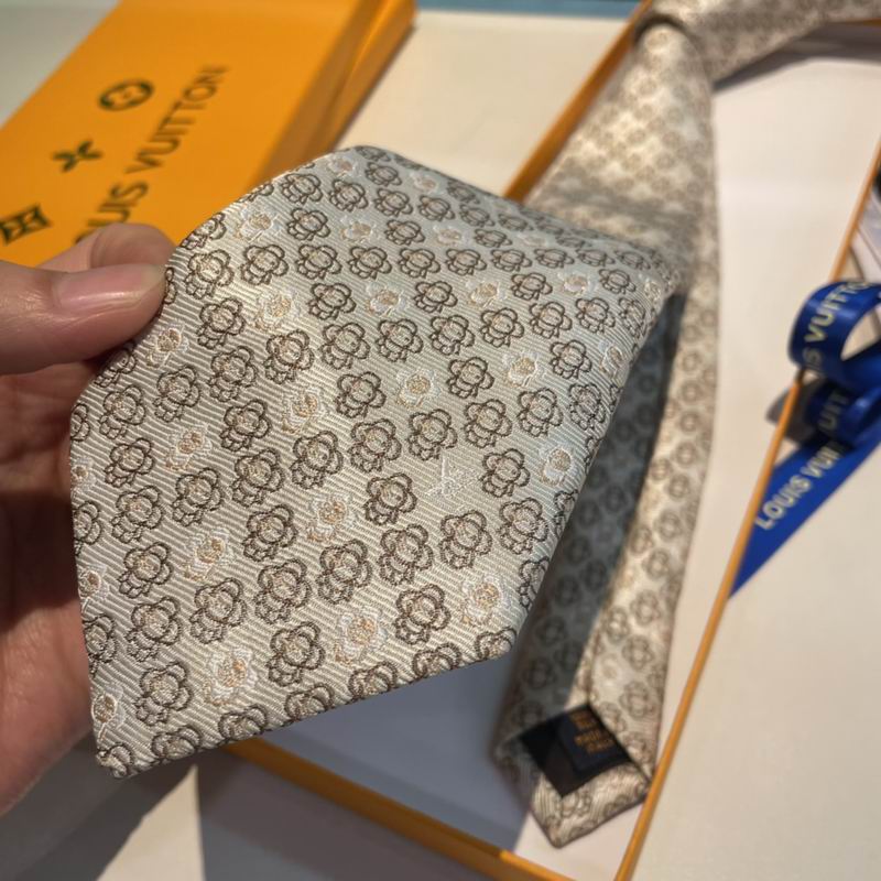 LV Tie hm (641)