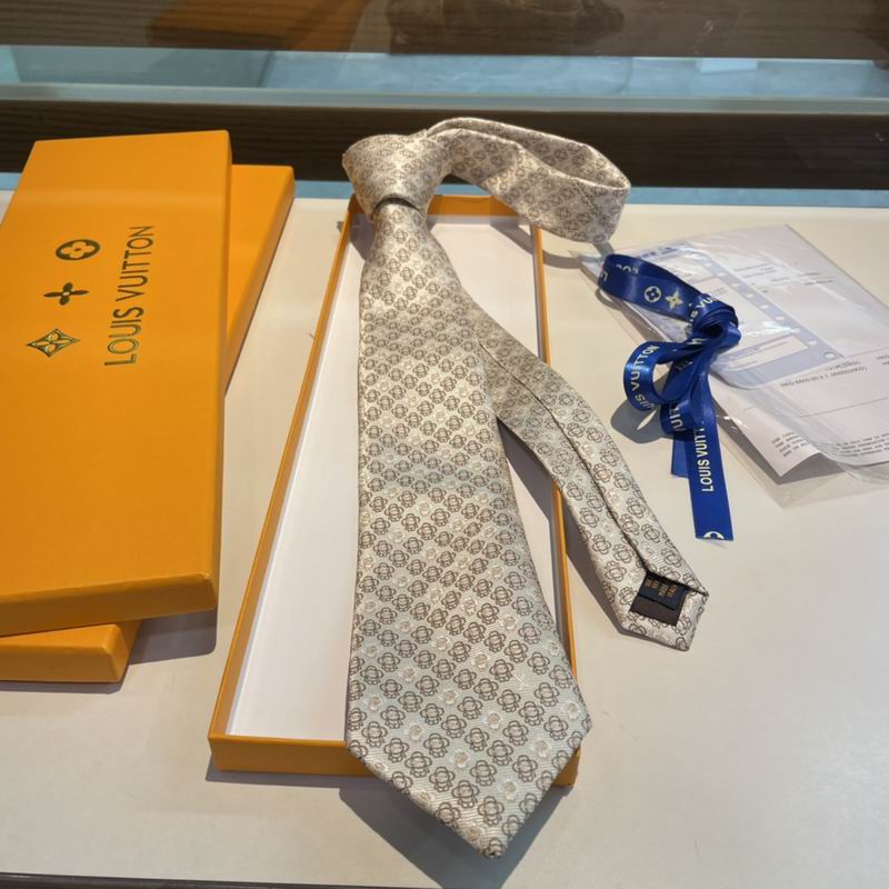 LV Tie hm (642)