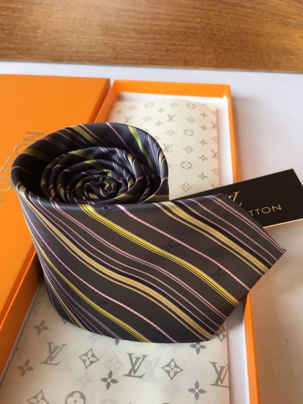 LV Tie hm (654)