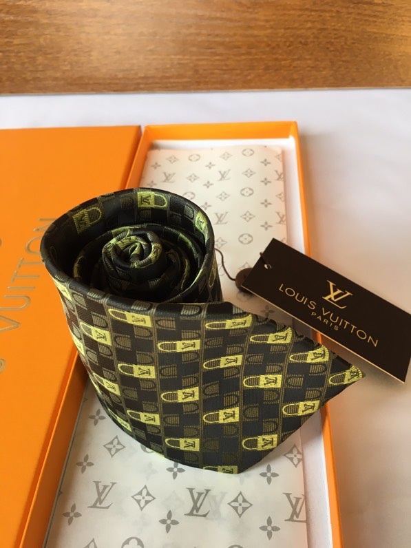 LV Tie hm (671)