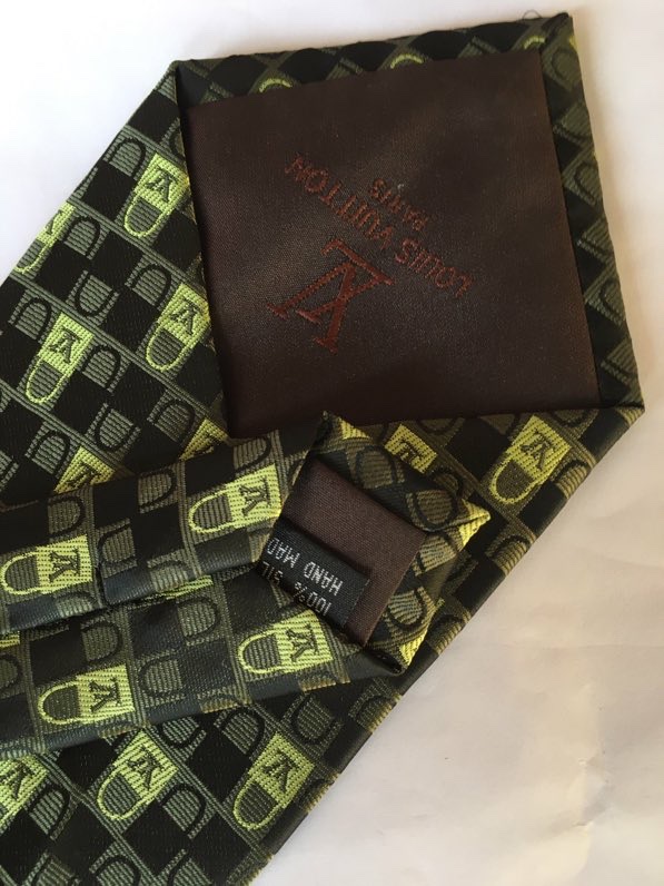 LV Tie hm (674)