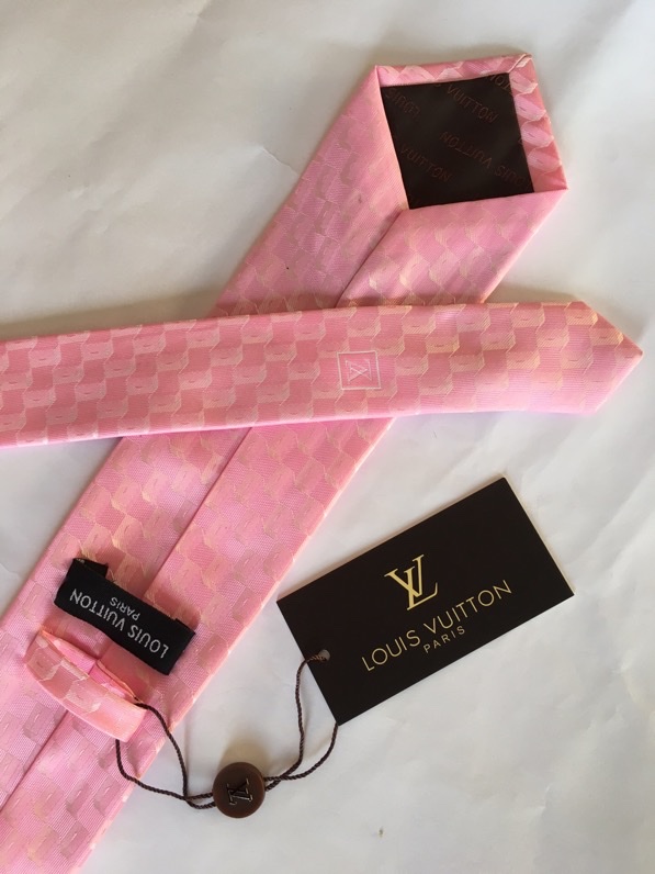 LV Tie hm (682)