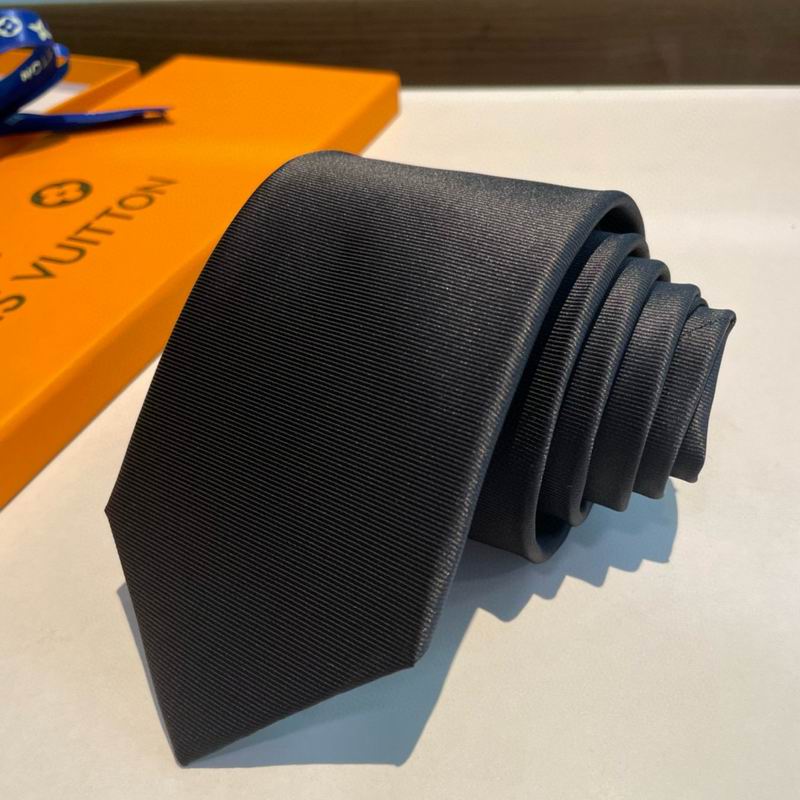 LV Tie hm (74)