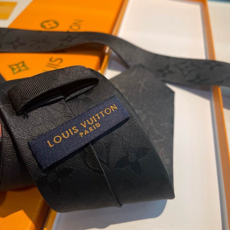 LV Tie hm (87)