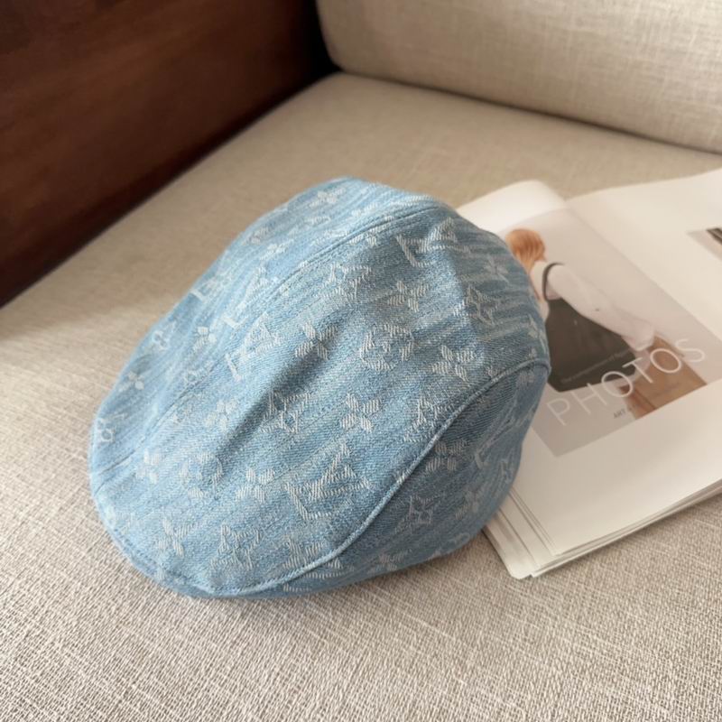 LV beret (17)