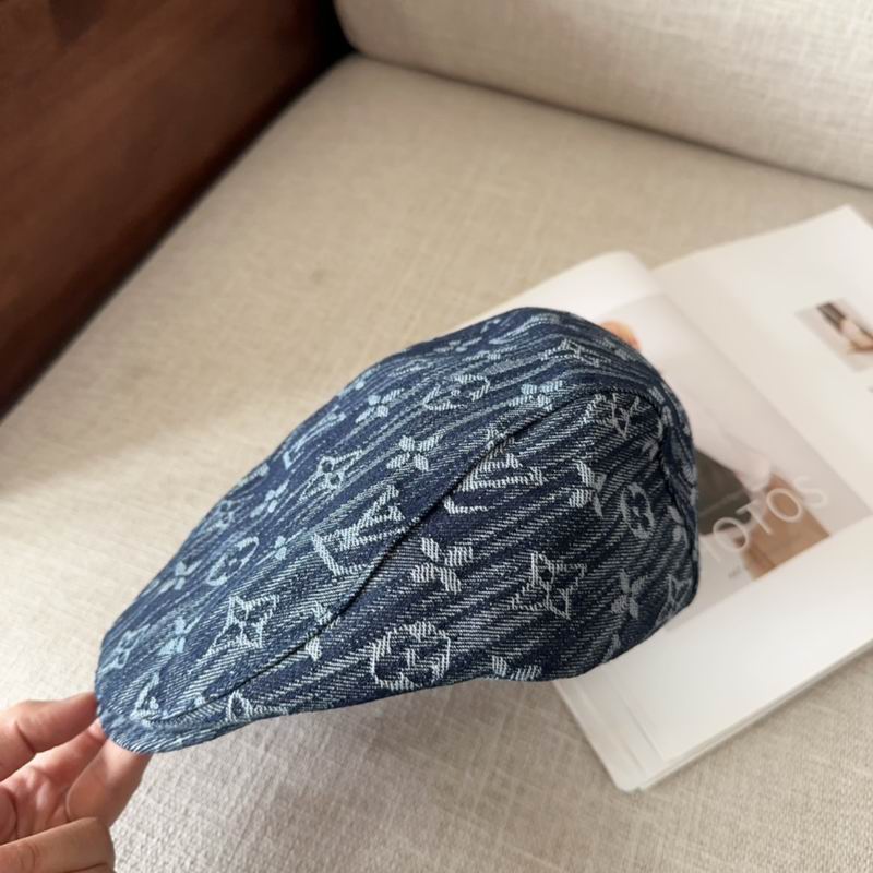 LV beret (8)