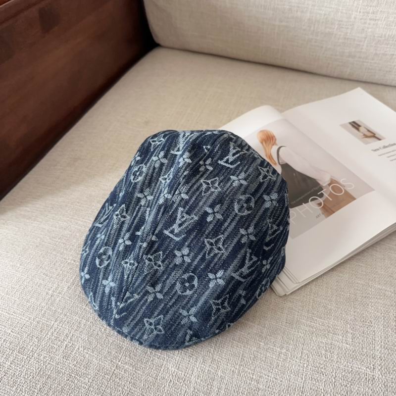 LV beret (9)