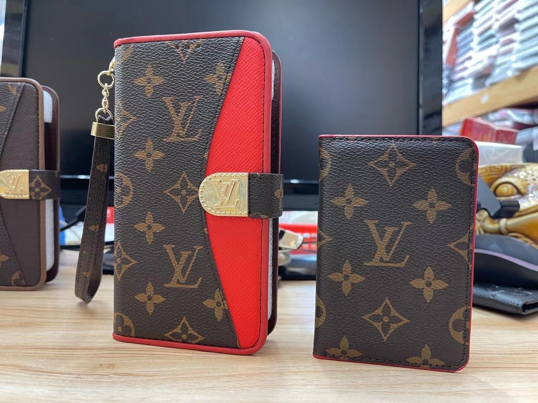 LV card bag (4)