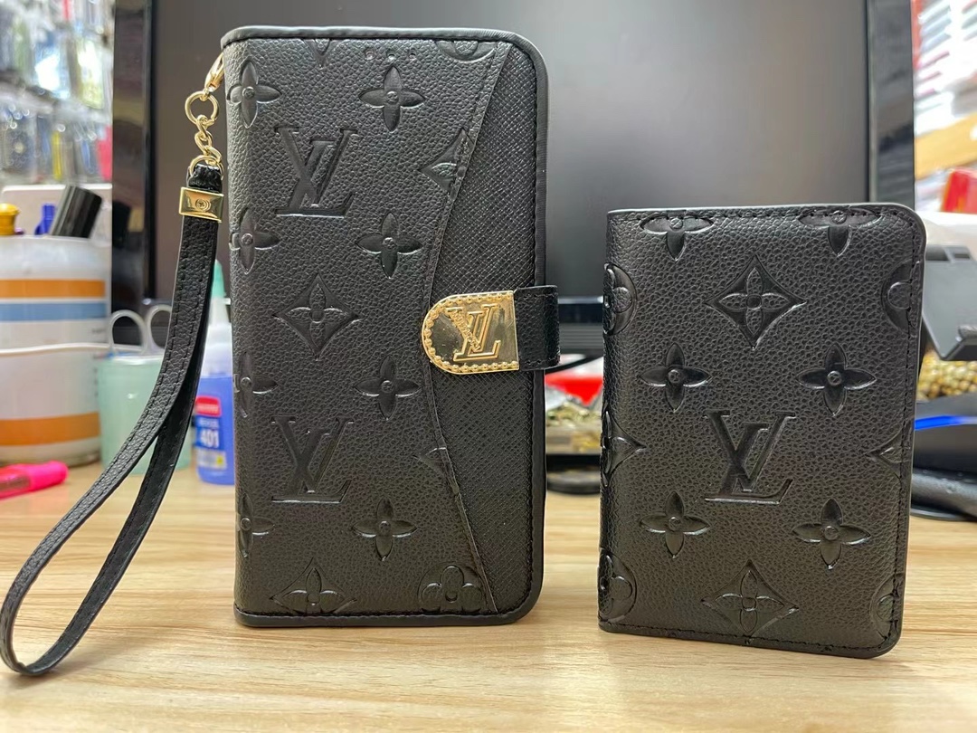 LV card bag  (3)