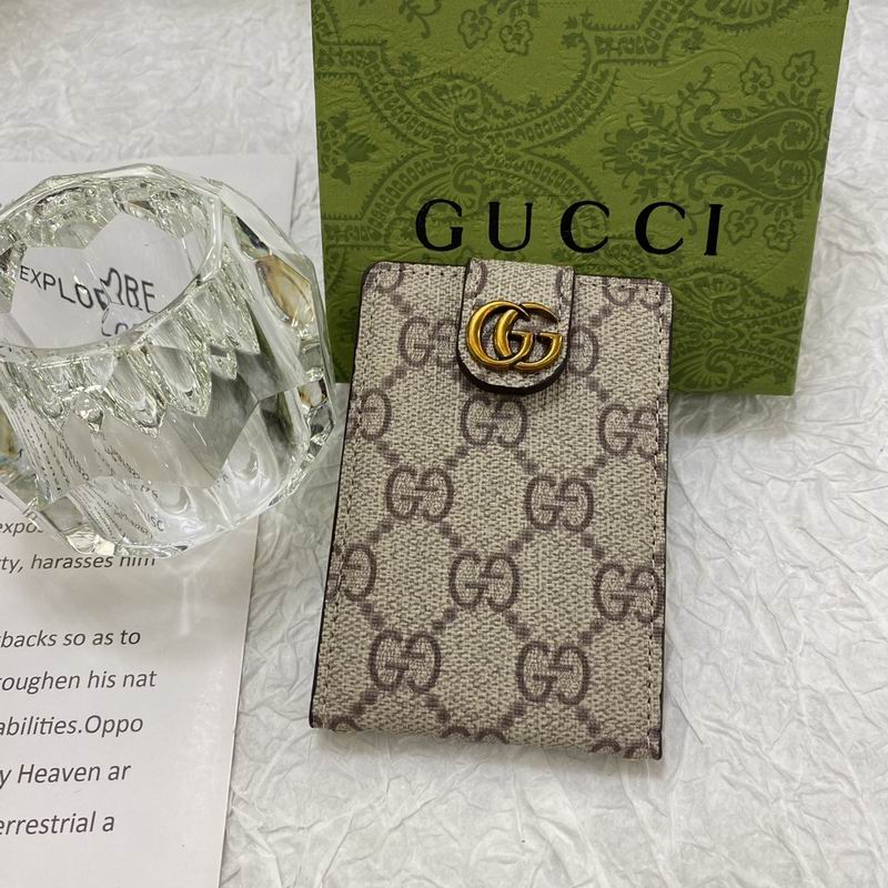 LV card bag 9.5X6.5cm (20)