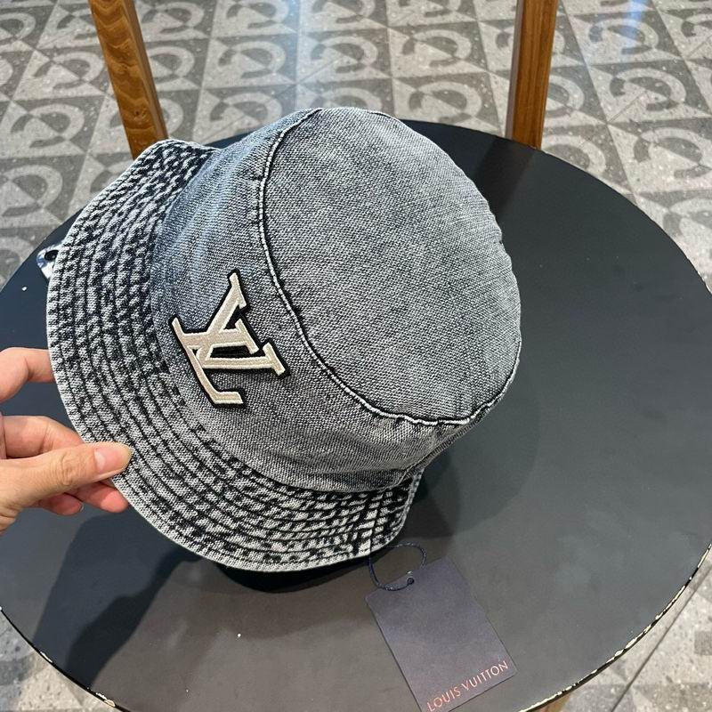 LV hat (11)