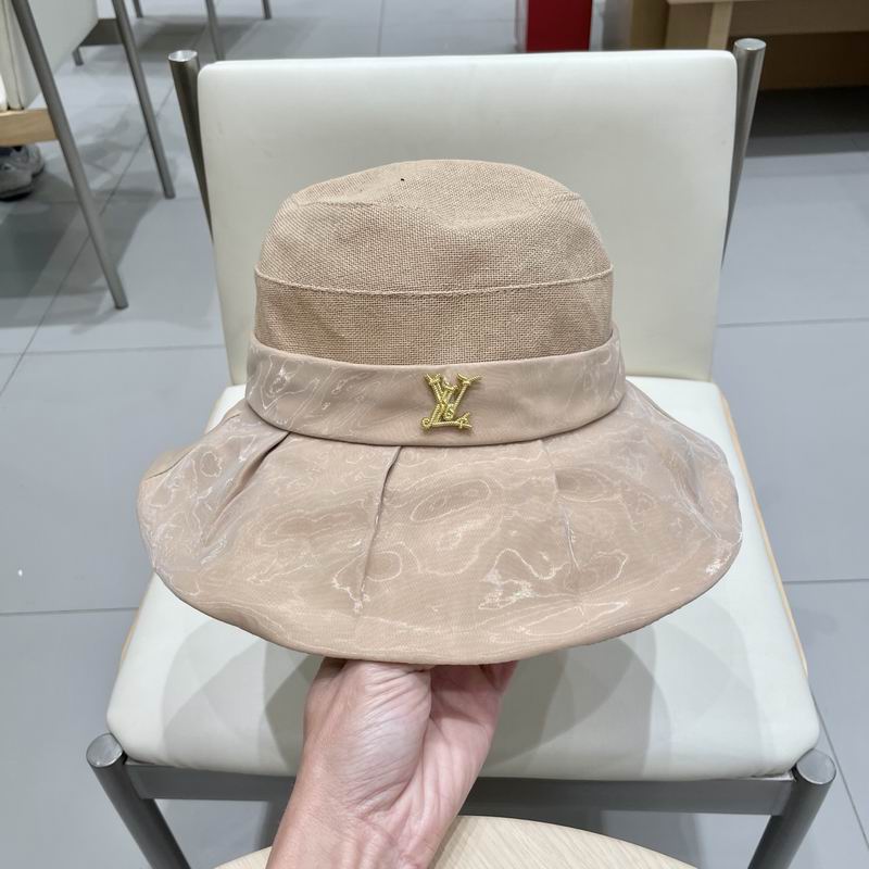 LV hat (30)