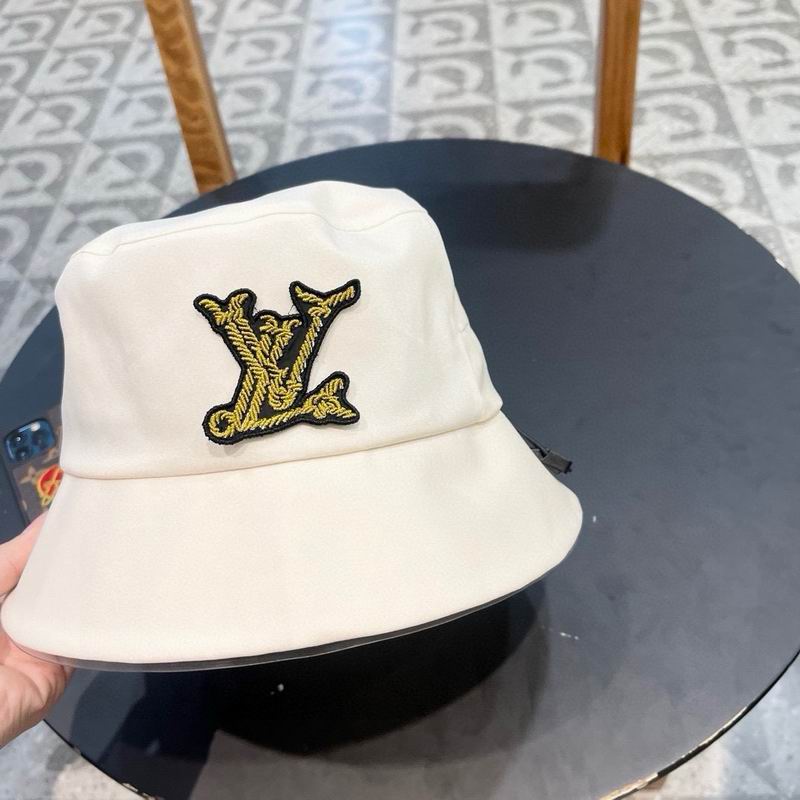 LV hat (32)