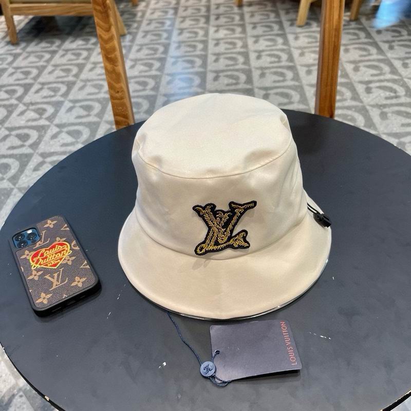 LV hat (35)