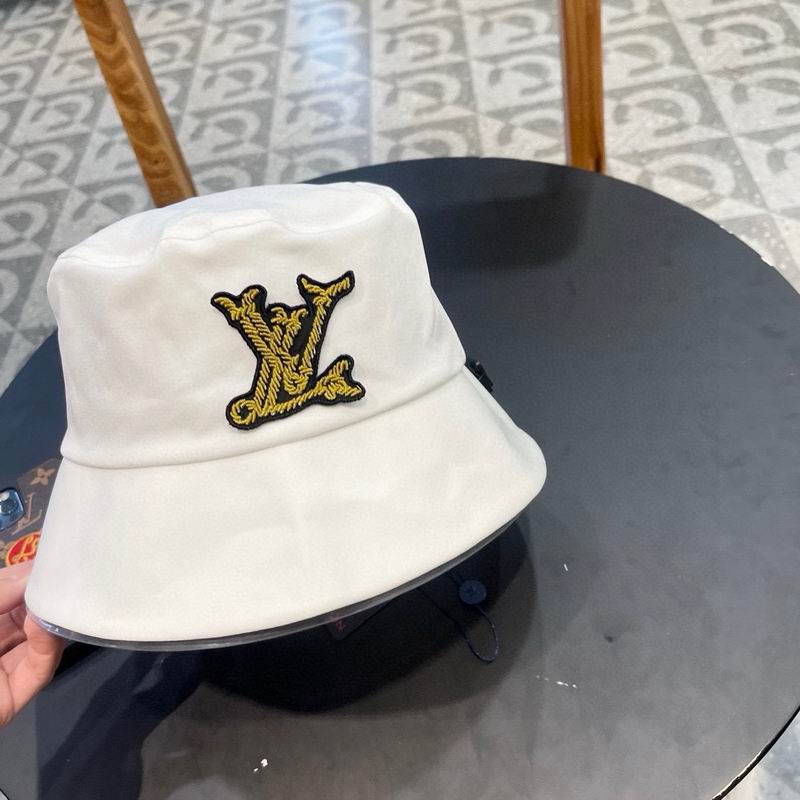LV hat (40)