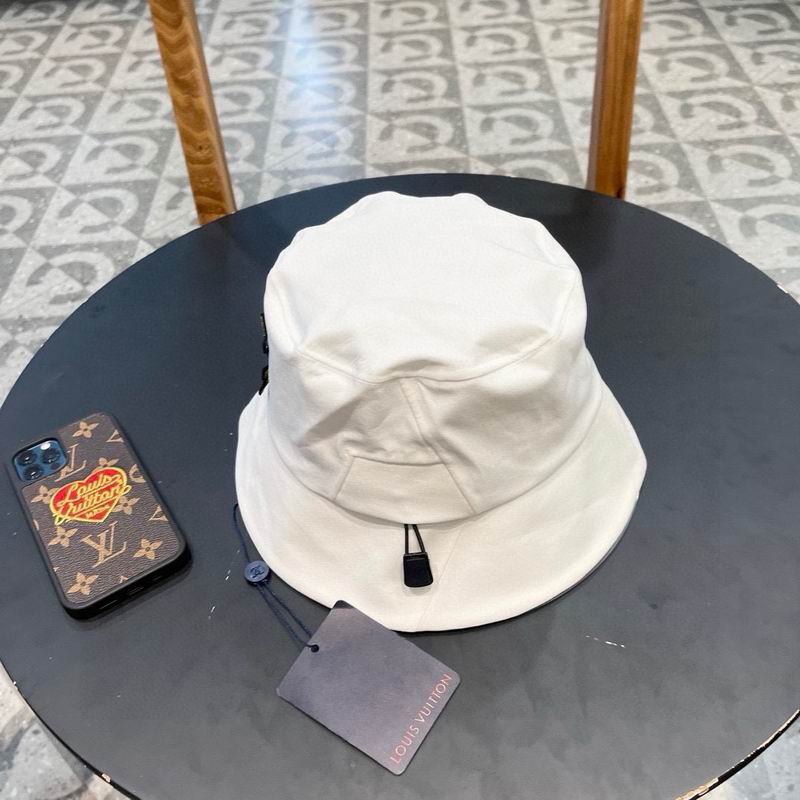 LV hat (43)
