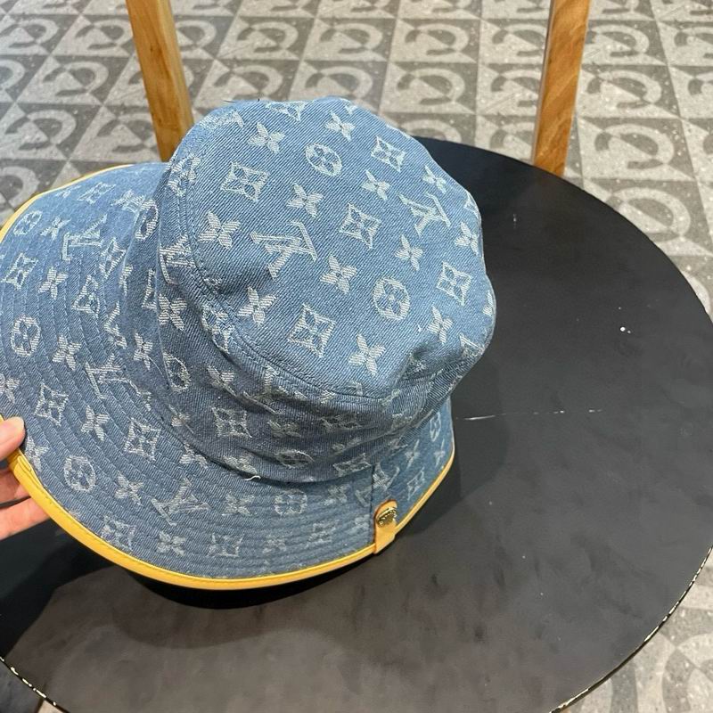 LV hat (48)