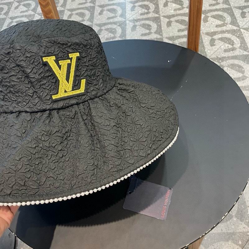 LV hat (60)