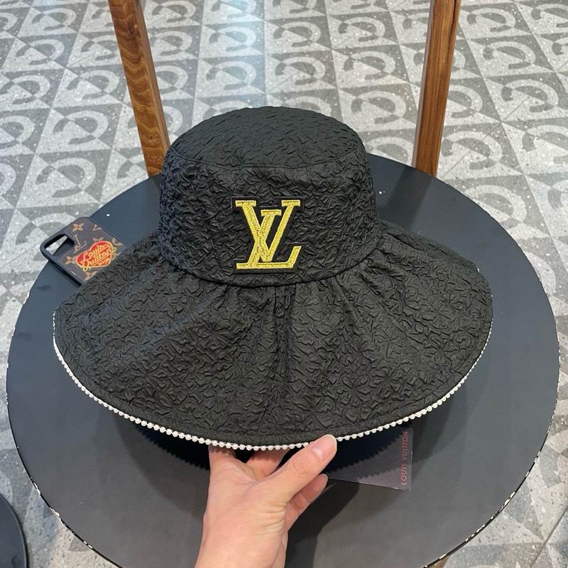 LV hat (65)
