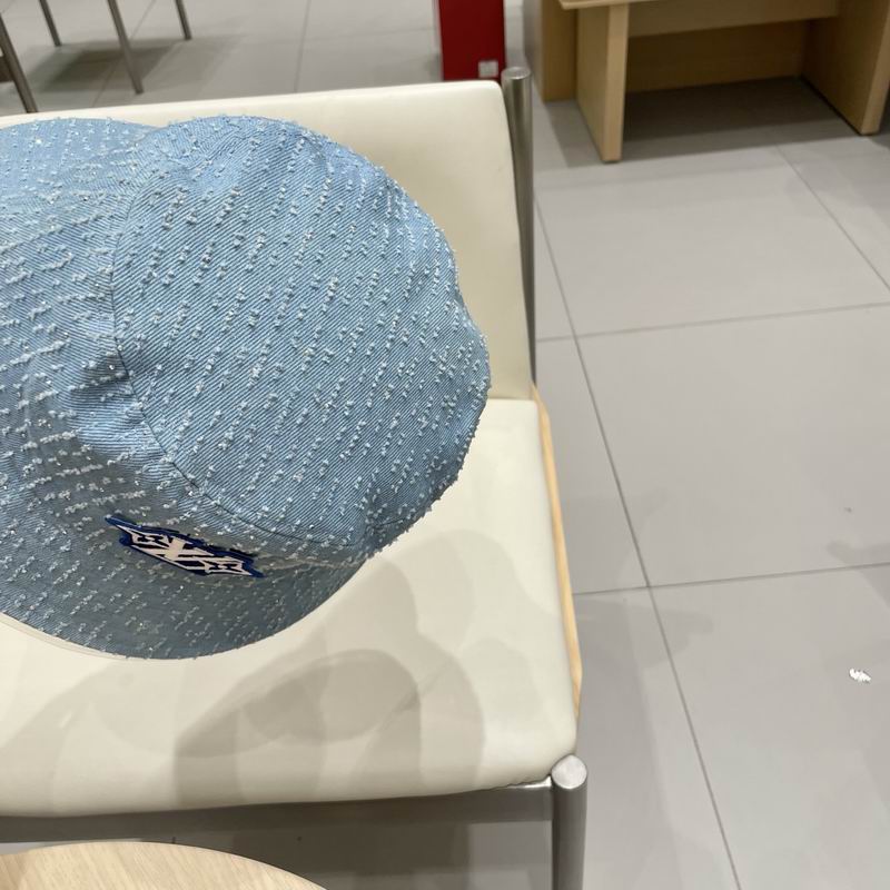LV hat (88)
