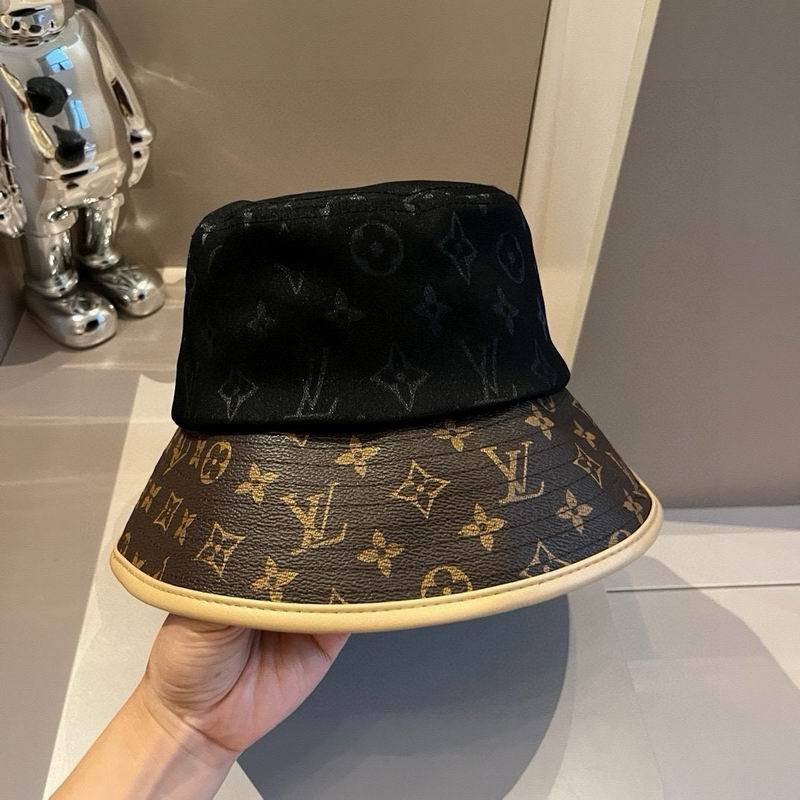 LV hat dx (8)