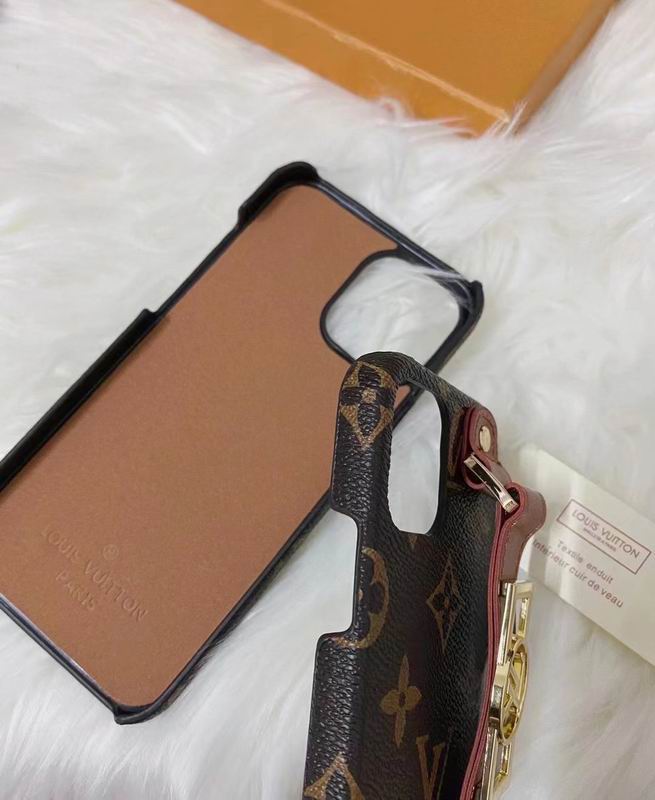 LV iphone 15pro max (5)